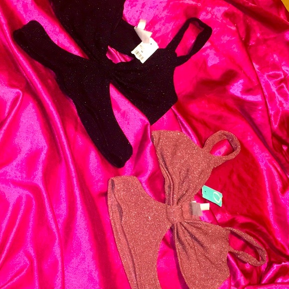 Sold 🖤 2 Sexy Bow Crop Tops 🖤💓 - Picture 3 of 3